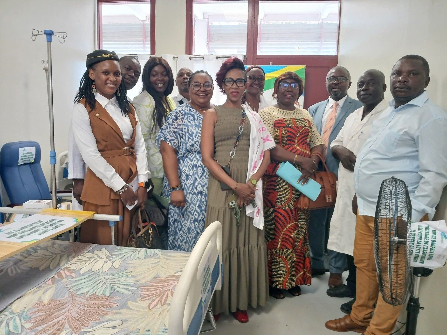 Remise de matériel au service de cancérologie de Bangui, octobre 2025